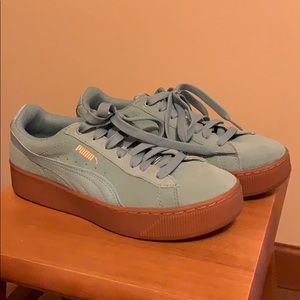 Women’s Puma Suede Low